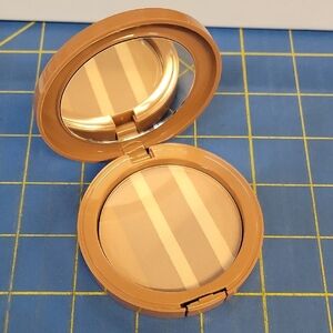 Bronzabelle Ray of Sunshine Bronzer Compact 9.06g New